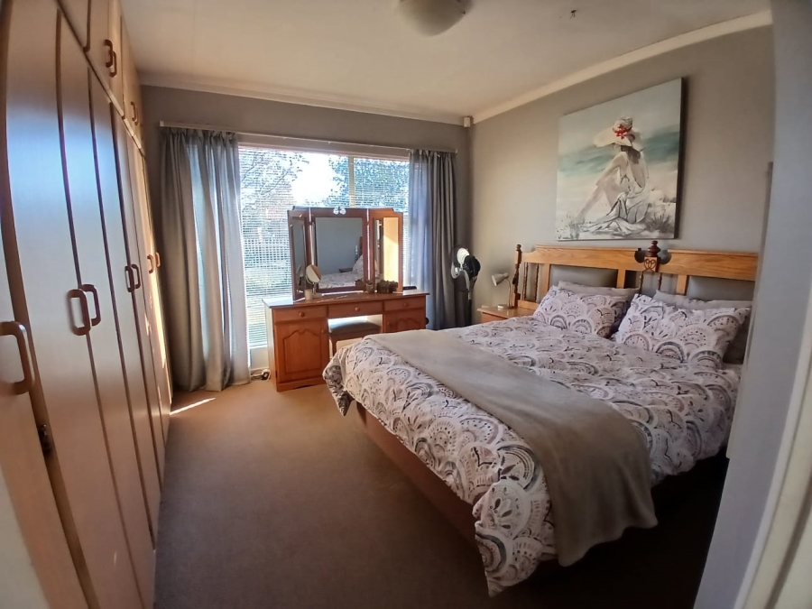 3 Bedroom Property for Sale in Uitsig Free State